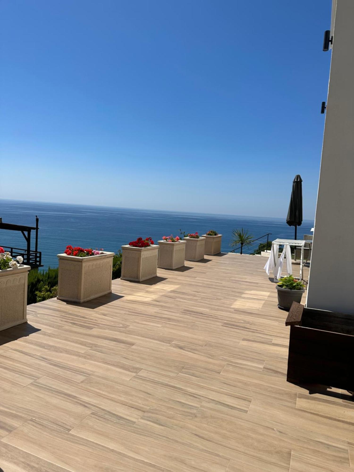 Apartments Blue Heaven Ulcinj Buitenkant foto