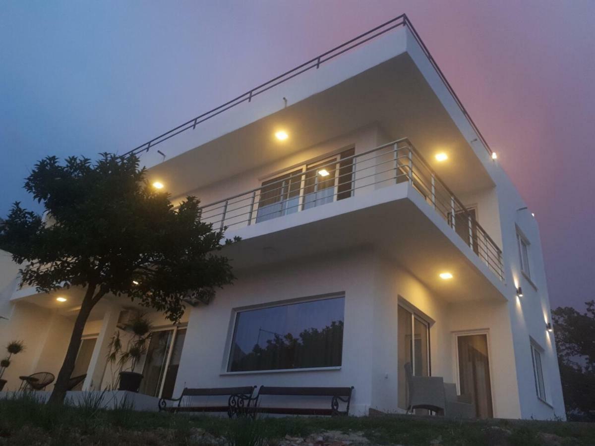 Apartments Blue Heaven Ulcinj Buitenkant foto